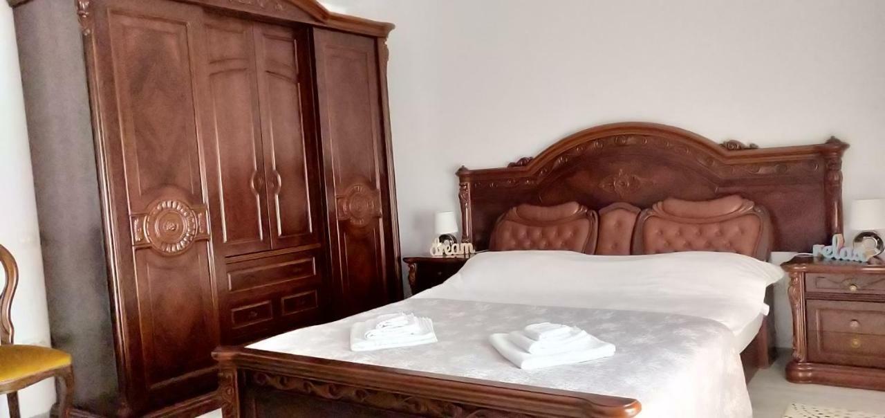 D&D Vila Villa Iasi Eksteriør billede